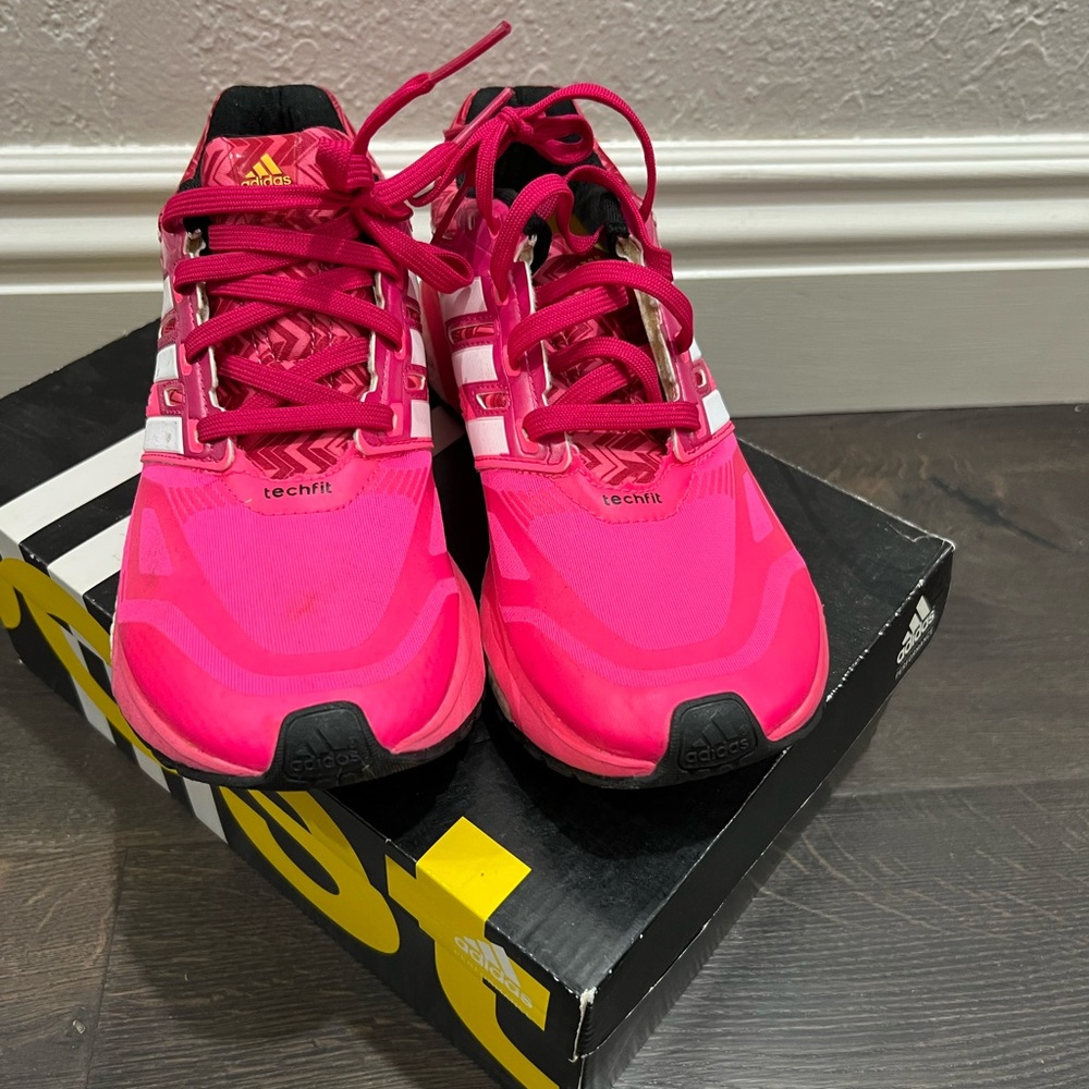 Adidas Size 8 great condition